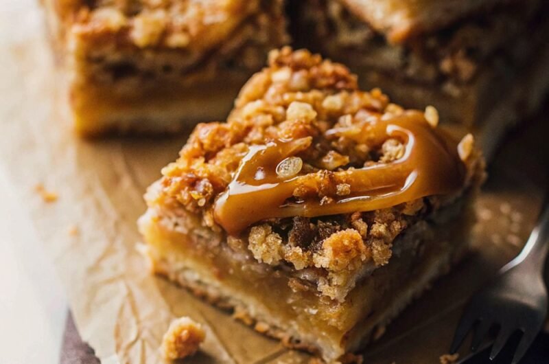 Salted Caramel Apple Pie Bars