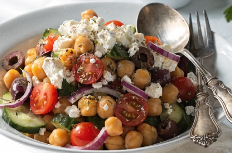 Greek Chickpea Salad