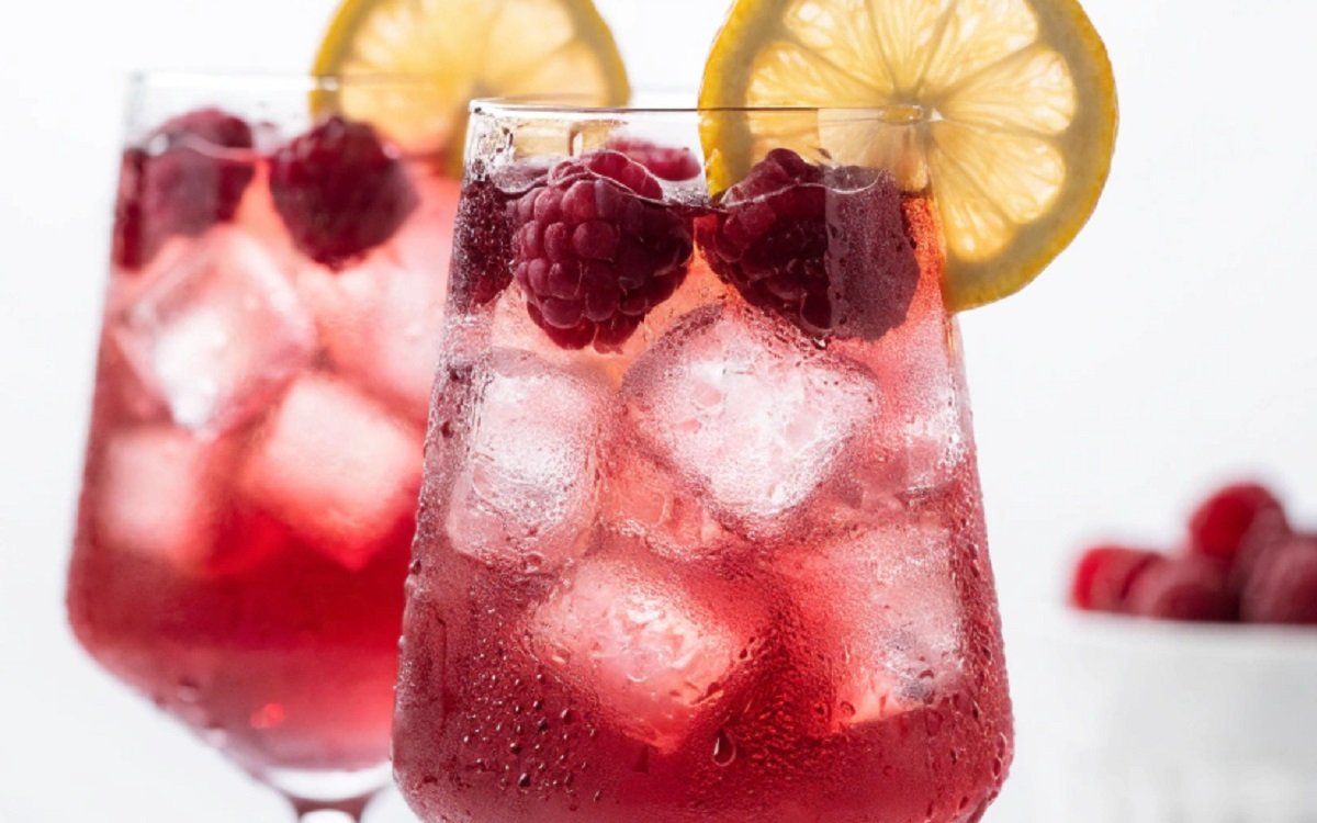 Good Boy Raspberry Iced Tea Raspberry Iced Tea – onepinchsalt.com