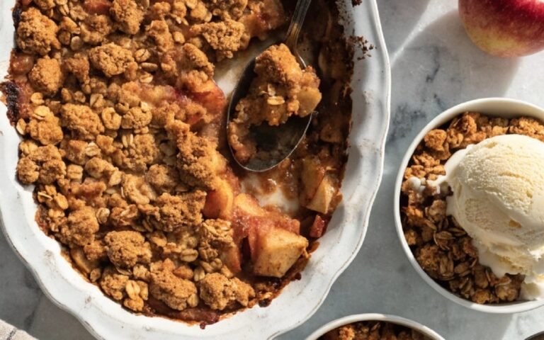 Apple Crumble with Oats
